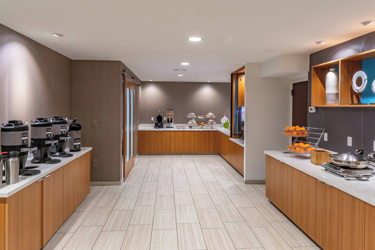 Food & Drinks 4, SpringHill Suites Anchorage Midtown, Anchorage