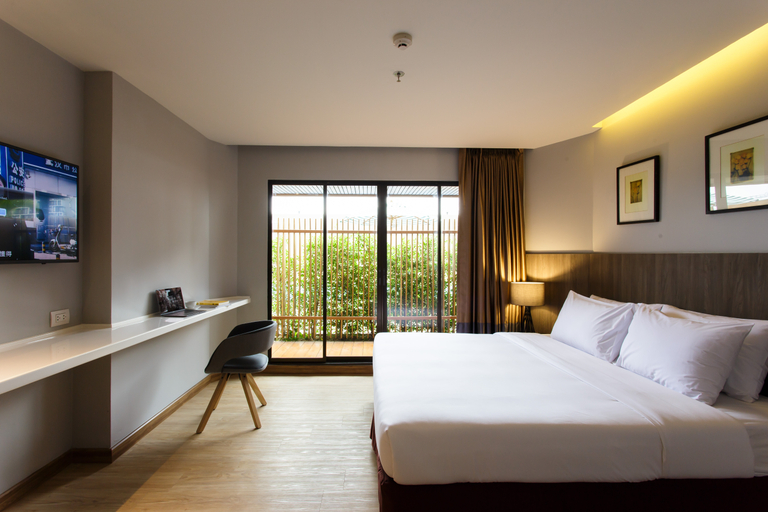 Bedroom 3, Jazzotel Bangkok, Wang Thonglang