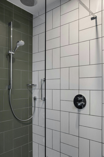 Bathroom 5, Renaissance Amsterdam Schiphol Airport Hotel, Haarlemmermeer