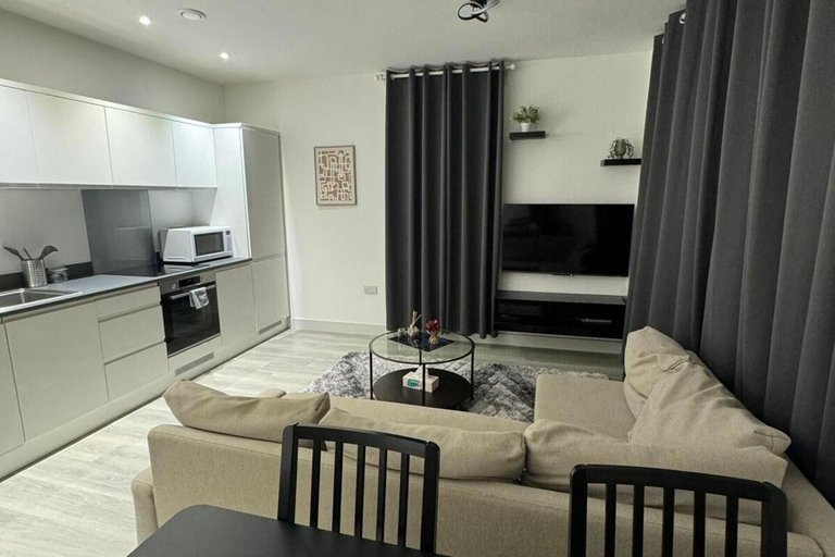 Living area 4, 1 Bed-sleeps 4-town Centre-10 min to Ascot- Pets, Bracknell Forest