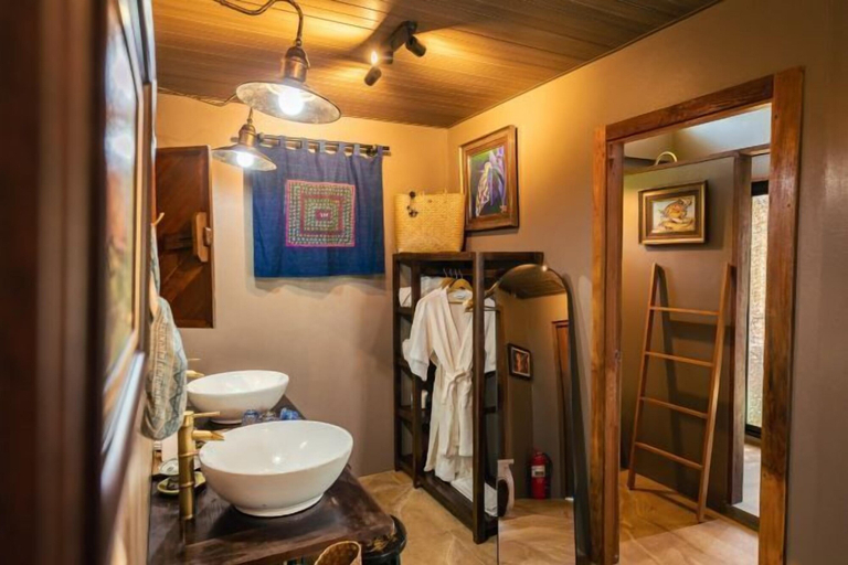 Bathroom 24
