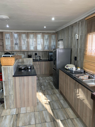 Others 5, Milisa Guesthouse, City of Cape Town