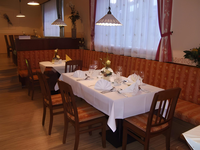 Food & Drinks 2, Hotel-Garni Martinek, Baden