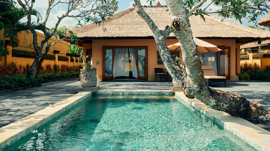Swimming Pool 11