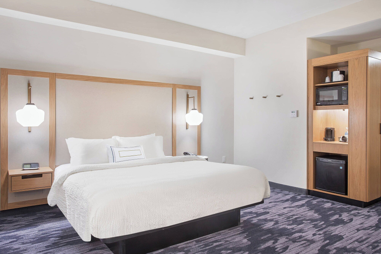 Bedroom 3, Fairfield Inn & Suites by Marriott Pigeon Forge, Sevier