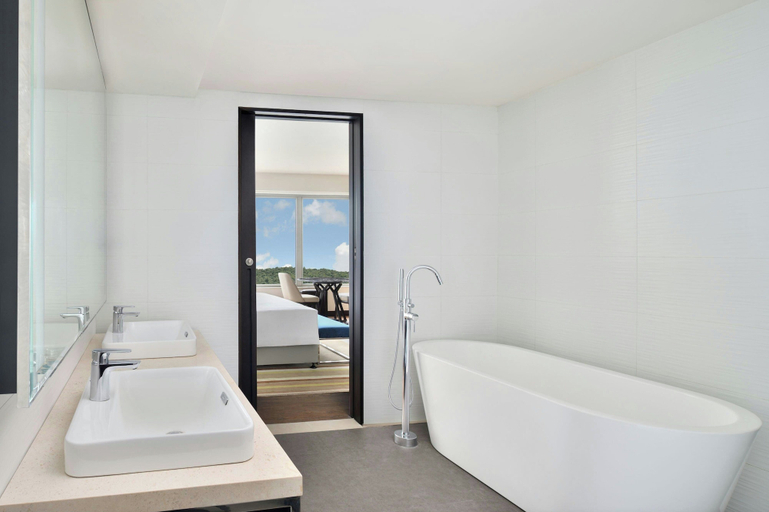 Bathroom 4, Courtyard By Marriott Navi Mumbai, Thane