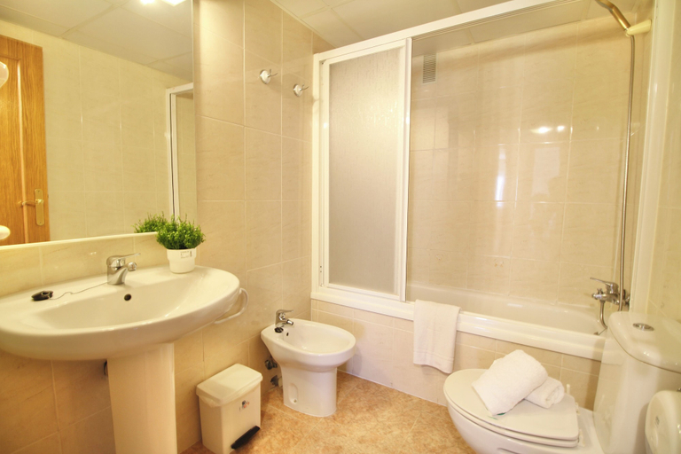 Bathroom 3, Alea Rentals - Los Juncos, Tarragona