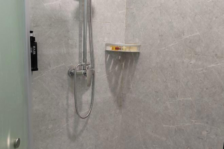 Bathroom 3, Huang Ting Hotel, Nanchang
