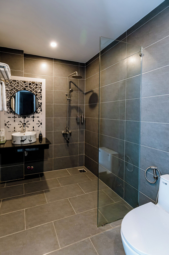Bathroom 4, Tuan Ninh Hotel 2, Côn Đảo