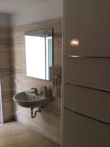 Bedroom 2, DELuxe 4 Bedrooms in Fegina Monterosso, La Spezia