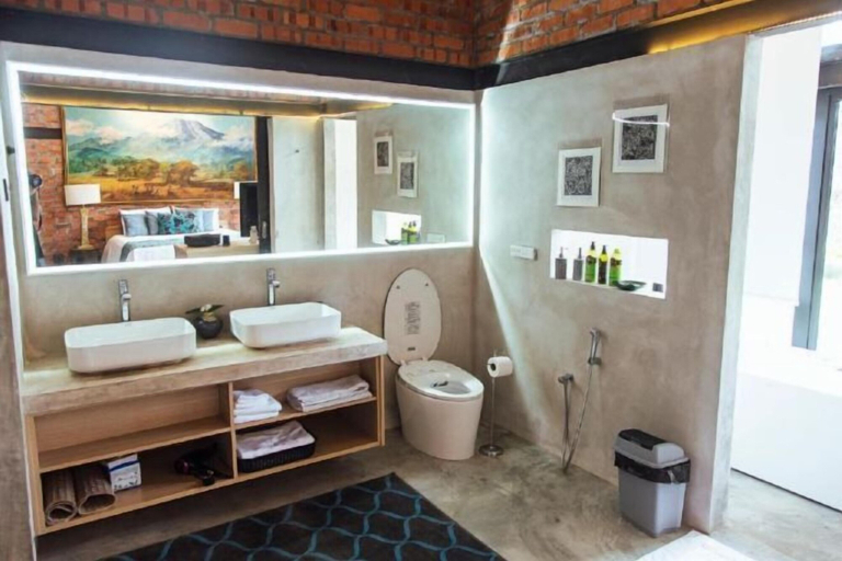 Bathroom 17
