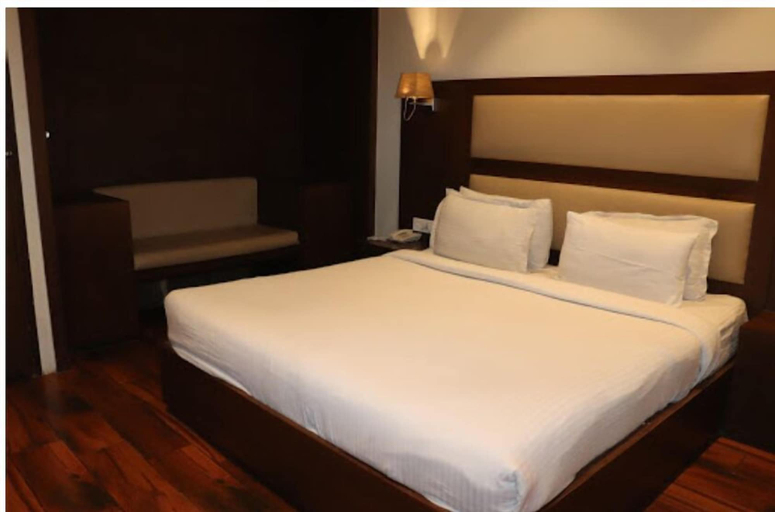 Bedroom 2, Pavna Palace Hotel, Alwar