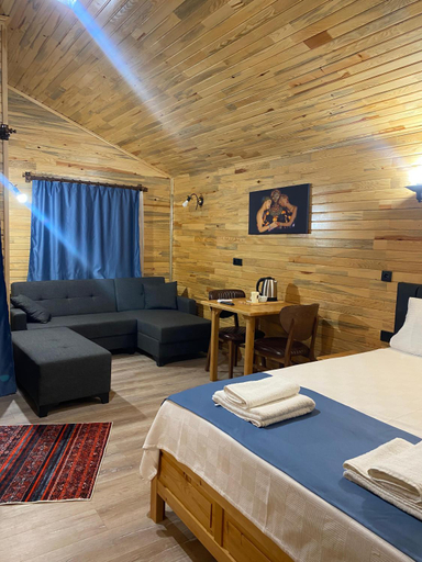 Bedroom 4, Legend Bungalow, Kale