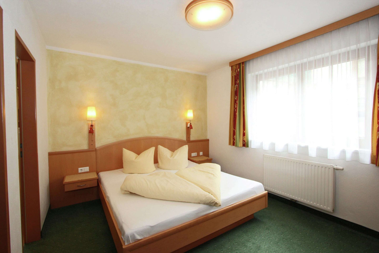 Bedroom, Apartment in Kaltenbach Near Ski Lift, Schwaz