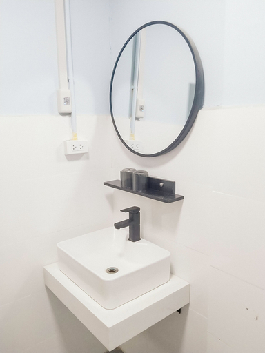 Bathroom 3, Moochi Relax Lassommoir, Huai Kwang