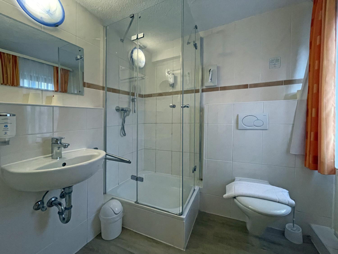 Bathroom 5