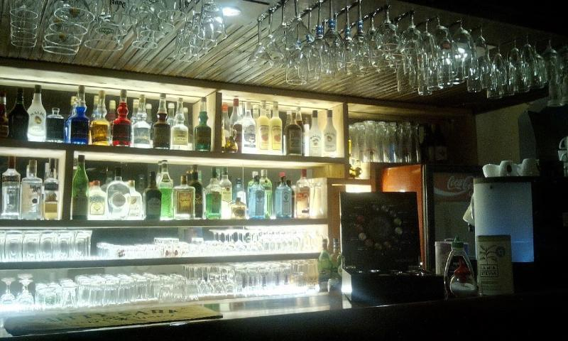 Food & Drinks 4, Aragorn Hotel, Ionian Islands