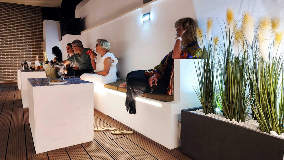 Others 3, Terraza Suites Benidorm, Alicante