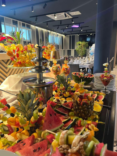 Food & Drinks 5, Swiss Plus Hotel, Una-Sana
