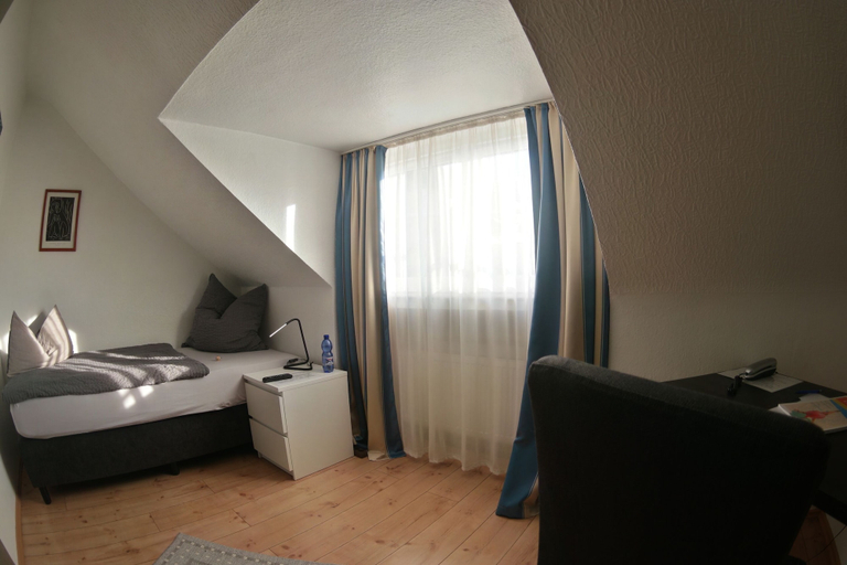 Bedroom 4, Hotel Merlin, Köln