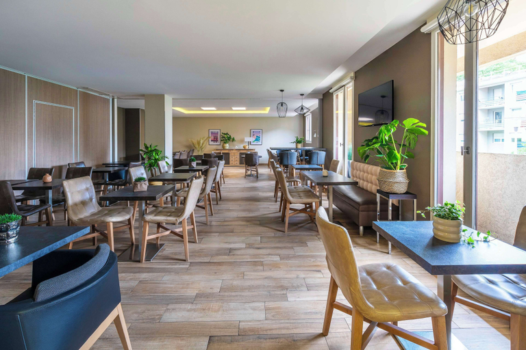 Food & Drinks 5, Kyriad Chambéry Centre - Curial, Savoie