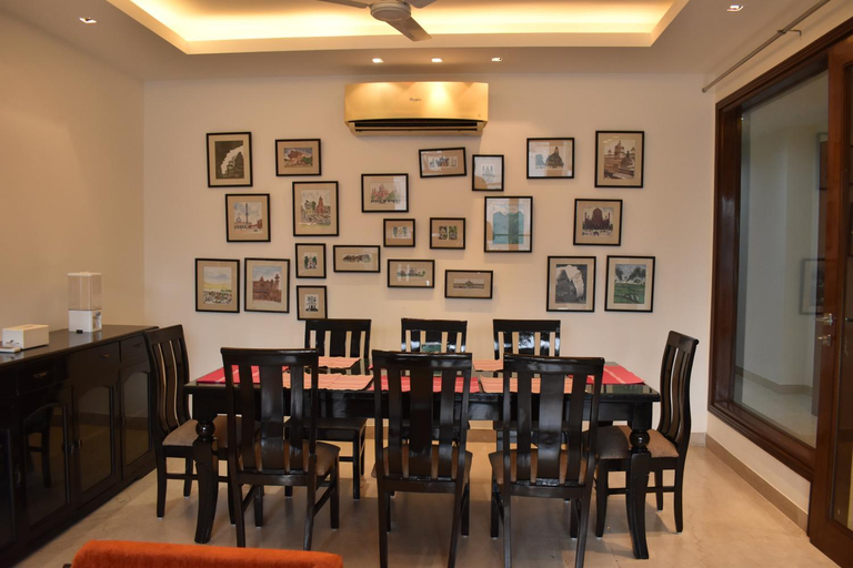 Food & Drinks, Two Green Park, Delhi