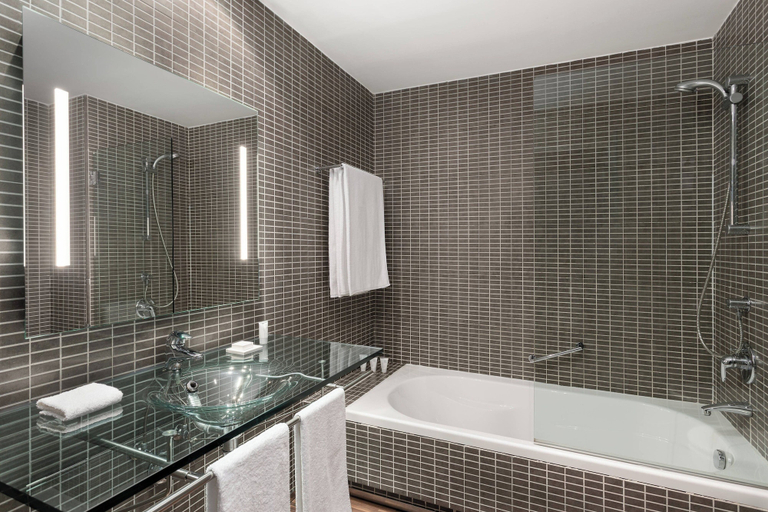 Bathroom 4, AC Hotel La Finca by Marriott, Madrid