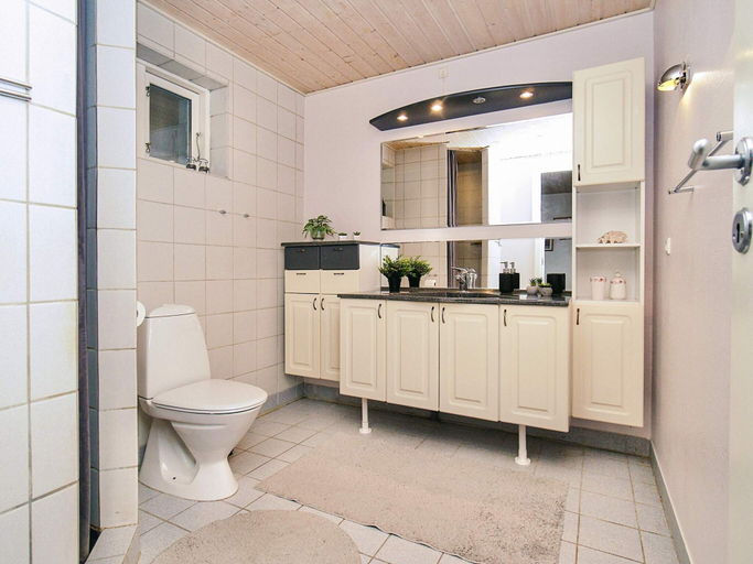 Bathroom 3, 4 Star Holiday Home in Slagelse, Slagelse