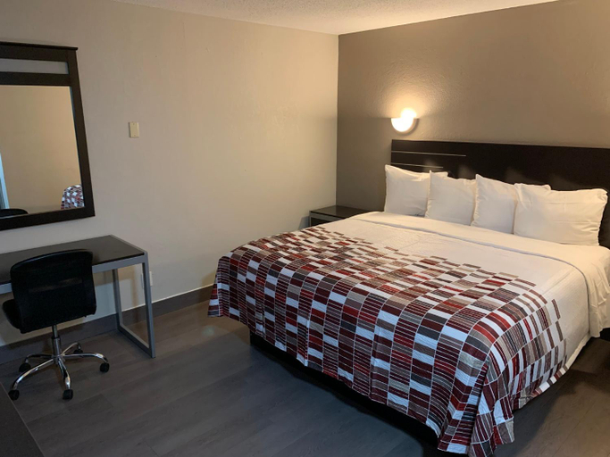 Bedroom 13