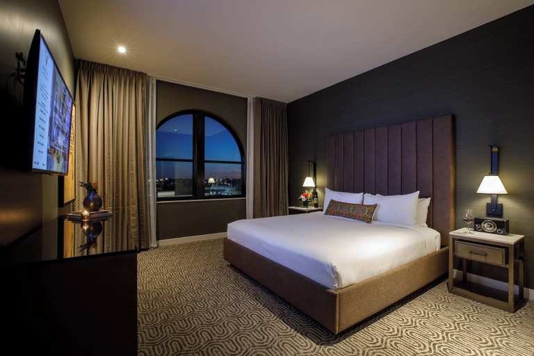 Bedroom 3, Hotel Vin, Grapevine, Autograph Collection, Tarrant
