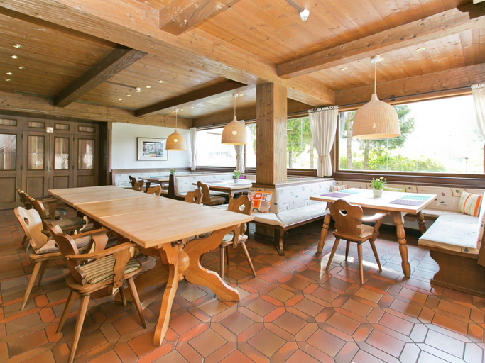 Food & Drinks 5, Chalet in Angerberg Near Skiwelt Slopes, Kufstein