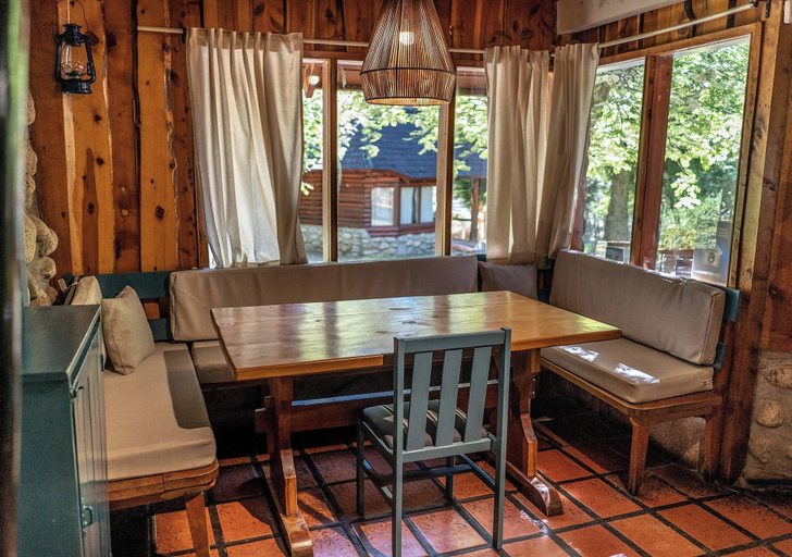 Dining Room 7