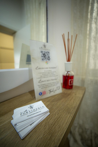 Others 5, La portineria guest house, Bari