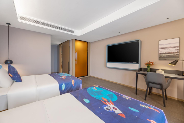 Bedroom 2, Atour Hotel Changsha Binjiang Financial Center, Changsha