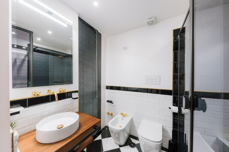 Bathroom 5, Raggio di Sole, Salerno