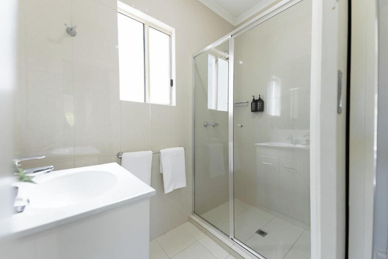 Bathroom 4, Highway 1 Holiday & Lifestyle Park, Adelaide