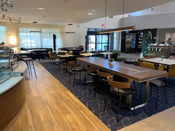 Food & Drinks 5, Courtyard by Marriott Oklahoma City North/Quail Springs, Oklahoma