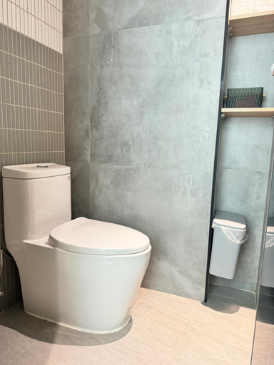 Bathroom 2, True Hub Inn, Pingtung