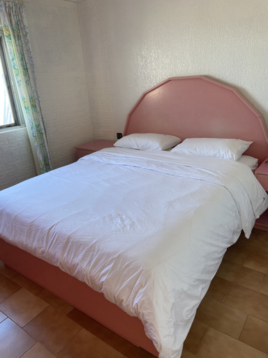 Bedroom, Cabanon pied dans l eau, Ben Slimane