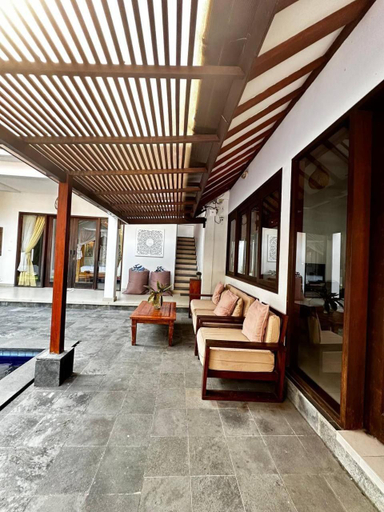 Others 4, Mamuju guesthouse, Padang