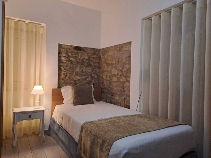 Bedroom 2, Largo da Fonte, Sertã
