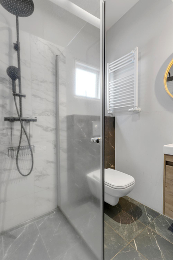 Bathroom 3, Heart of Reykjavik, Reykjavík