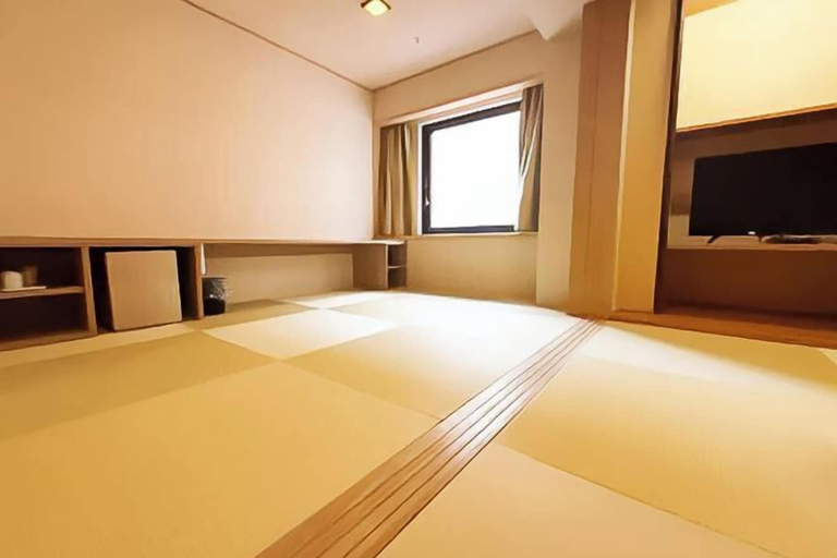 Bedroom 12