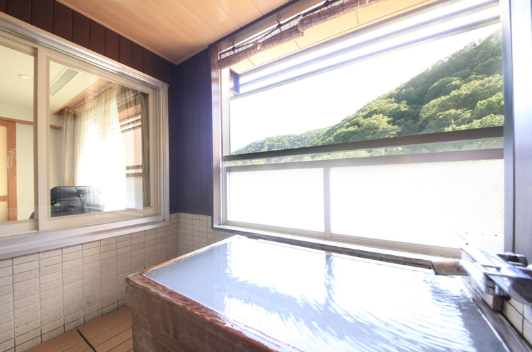 Sport & Beauty 2, Ryotei Hanayura Ryokan, Noboribetsu