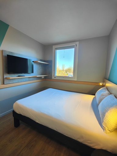 Bedroom 3, ibis budget Rodez, Aveyron