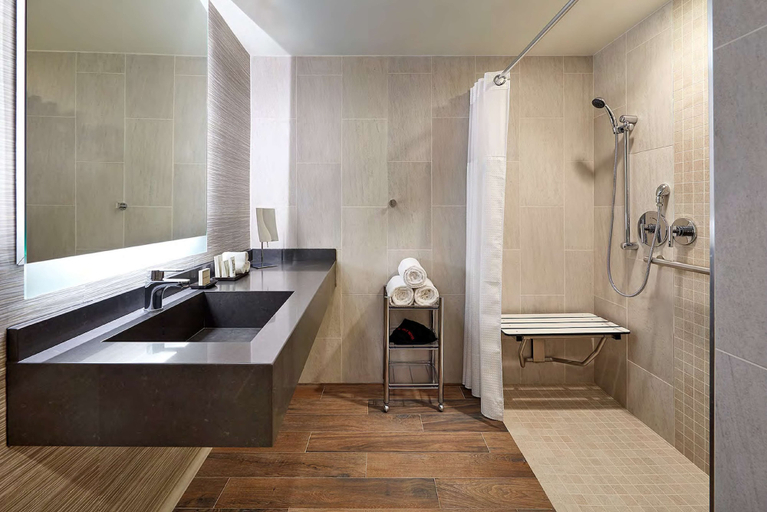 Bathroom 5, Hilton Pasadena, Los Angeles
