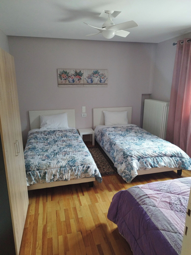 Bedroom 3, Kastraki House with a view, Thessaly