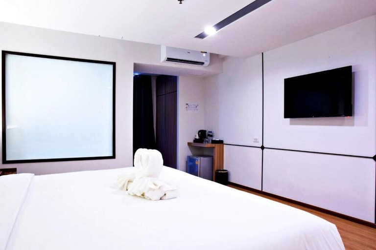 Bedroom 16