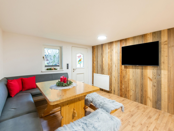 Others 2, Holiday Home in Fugenberg With a lot of Comfort, Schwaz