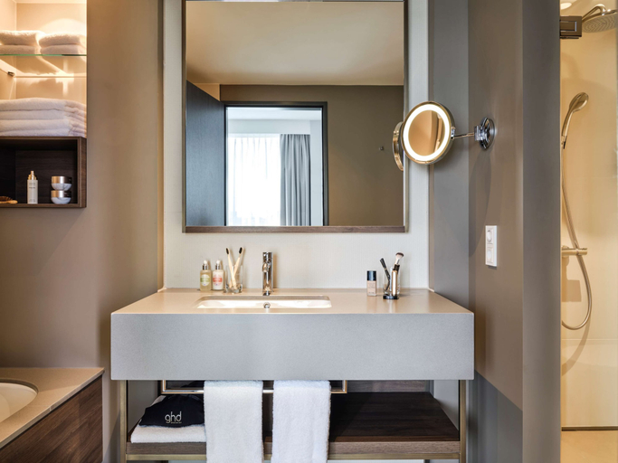 Bathroom 5, ATLANTIC Hotel Münster, Münster